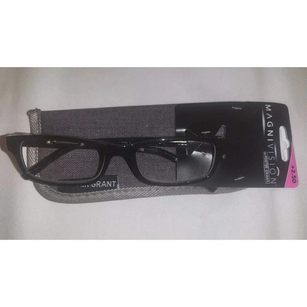 Magnivision by Foster Grant Reading Glasses Black With Case +2.50 New
